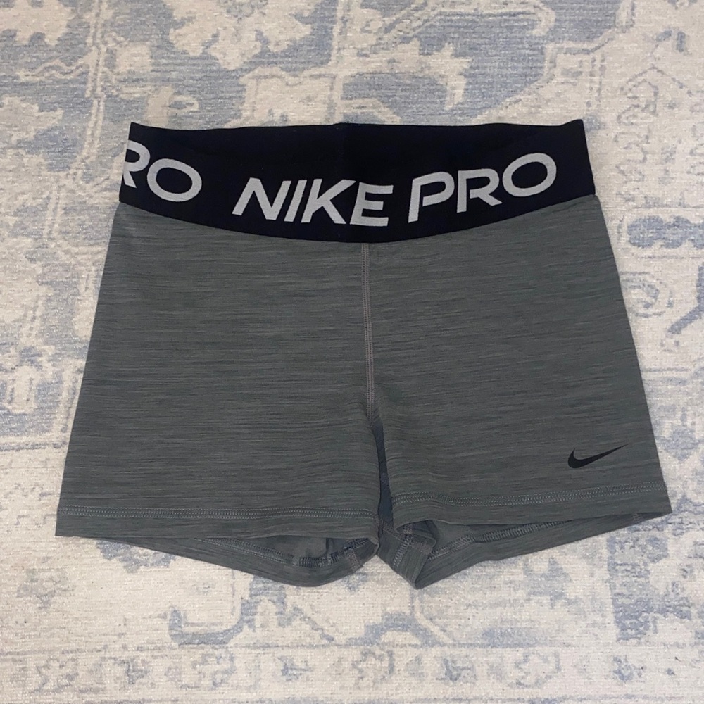 Nike Pro Women's Athletic Gray Shorts